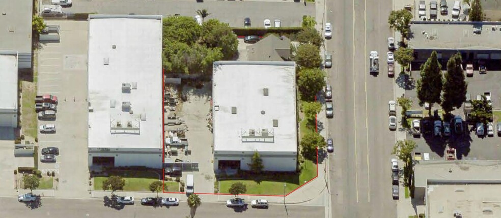 3200 E 19th St, Signal Hill, CA for rent - Aerial - Image 1 of 4