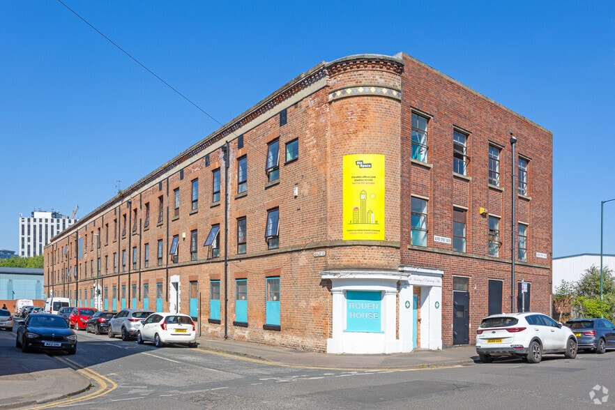 Roden St, Nottingham to rent - Building Photo - Image 1 of 4