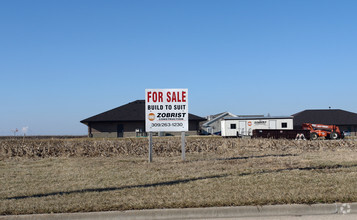 Commerce Dr, Morton, IL for sale Primary Photo- Image 1 of 1