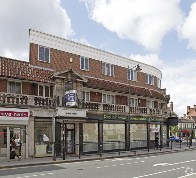 36-37 The Town, Enfield for rent - Building Photo - Image 1 of 3