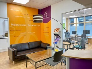 11 Ebenezer St, London to rent Building Photo- Image 2 of 8