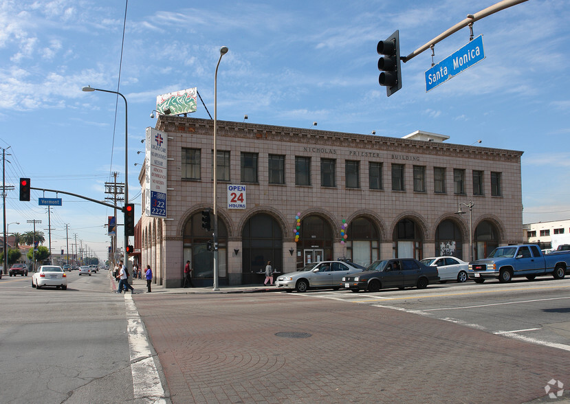 1101 N Vermont Ave, Los Angeles, CA for sale - Primary Photo - Image 1 of 1