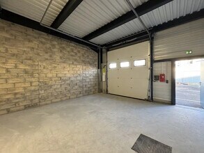 Light Industrial in Épinay-sur-Seine to rent Building Photo- Image 2 of 6