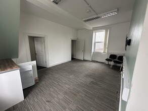 36A Shambles St, Barnsley for rent Building Photo- Image 2 of 9