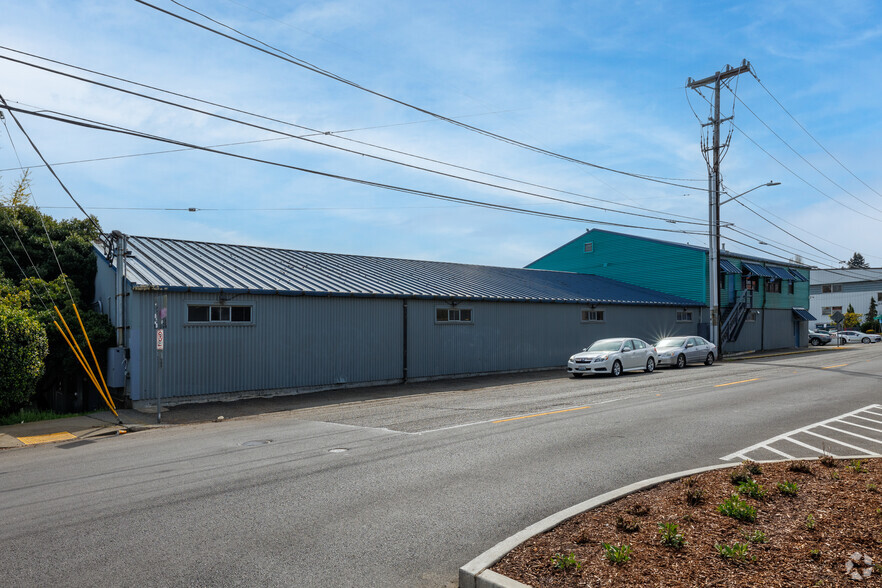 303 NE Northlake Way, Seattle, WA for sale - Building Photo - Image 3 of 5