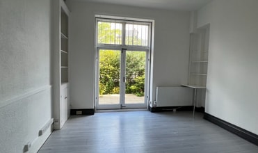 17 Courtenay Park, Newton Abbot for sale Interior Photo- Image 1 of 2