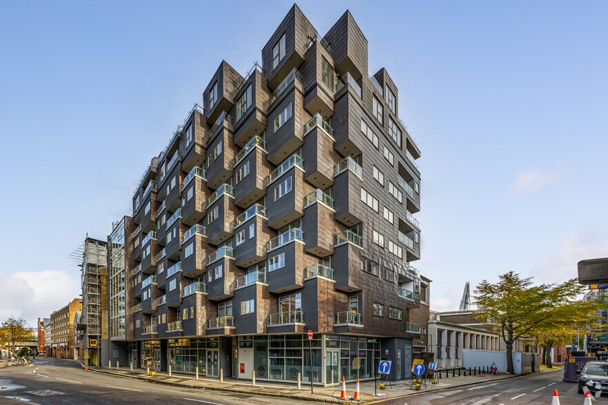 57-59 Great Suffolk St, London for sale - Primary Photo - Image 1 of 6