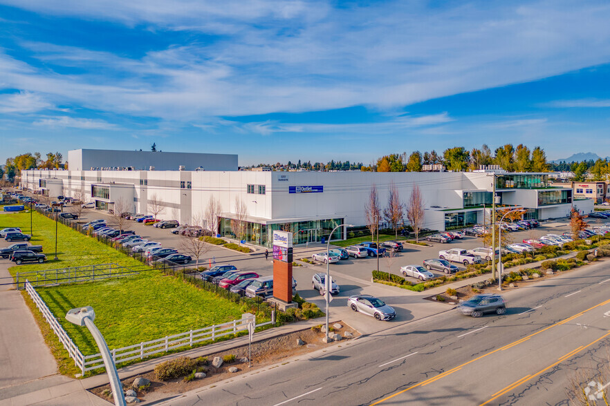 1777 Clearbrook Rd, Abbotsford, BC for sale - Primary Photo - Image 1 of 1