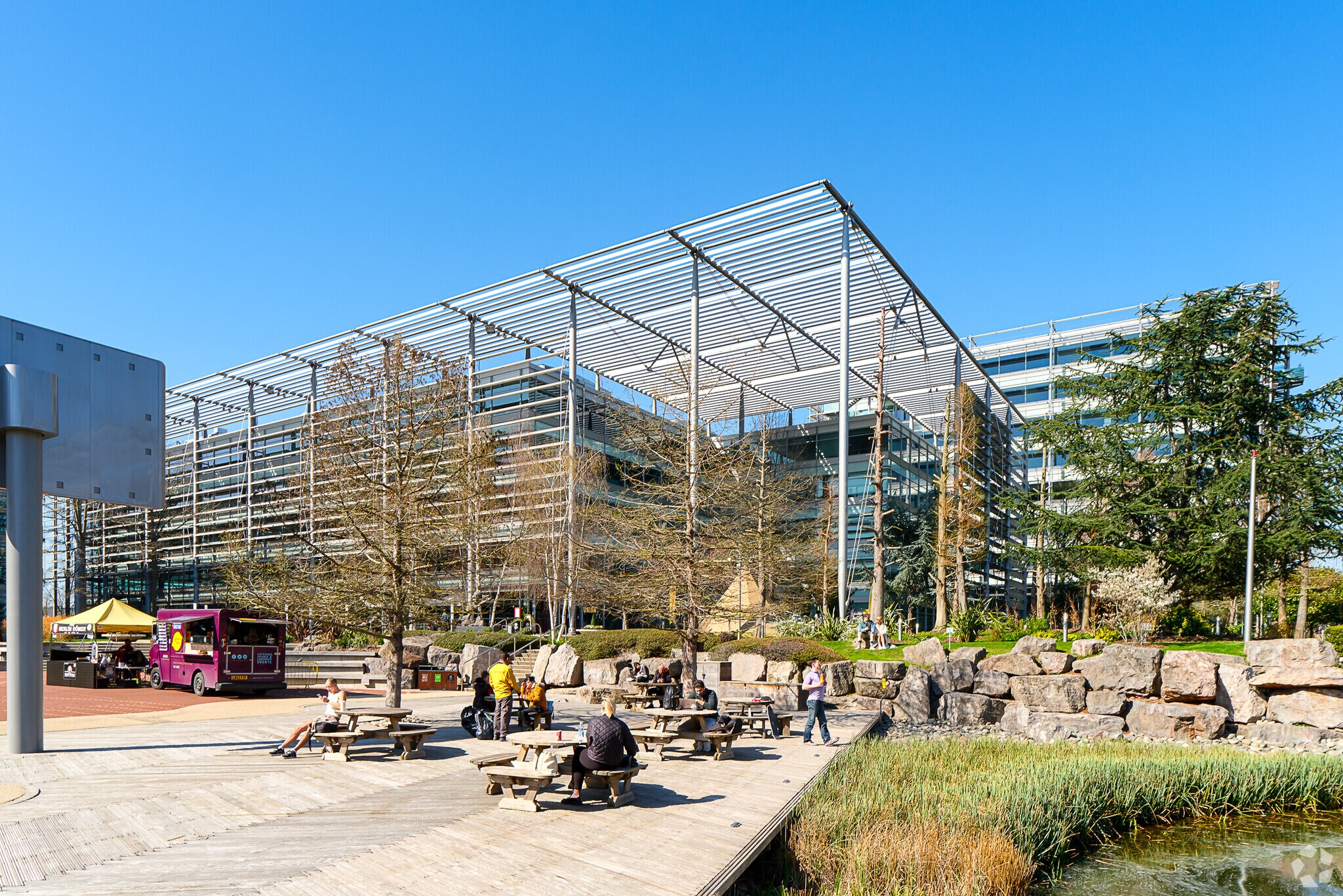 566 Chiswick High Rd, London for sale Primary Photo- Image 1 of 1