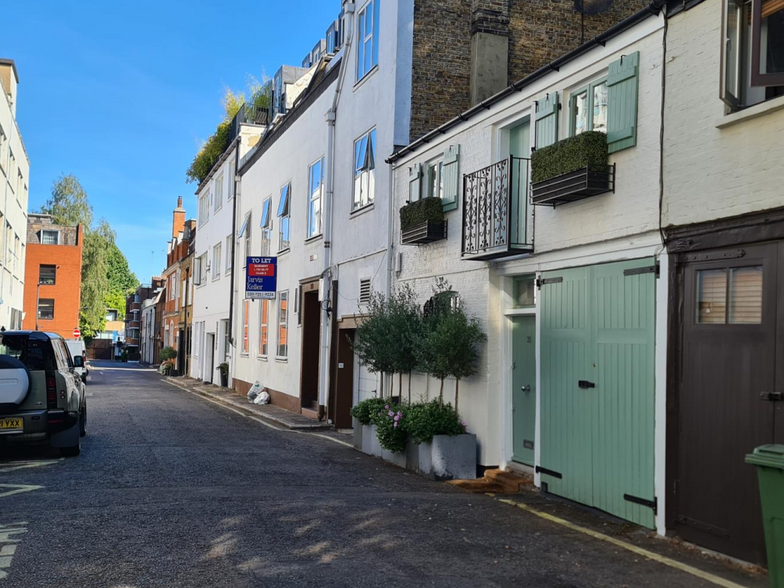 33 Johns Mews, London for rent - Building Photo - Image 1 of 1