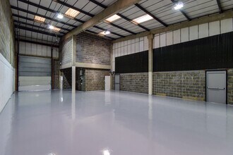 Oxford Rd, Wokingham to rent Interior Photo- Image 1 of 3