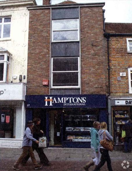 27 East St, Chichester to rent Primary Photo- Image 1 of 3