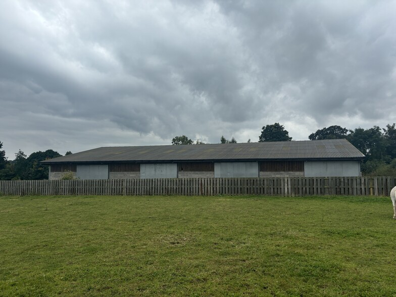 Shay Ln, Malpas for rent - Building Photo - Image 2 of 2