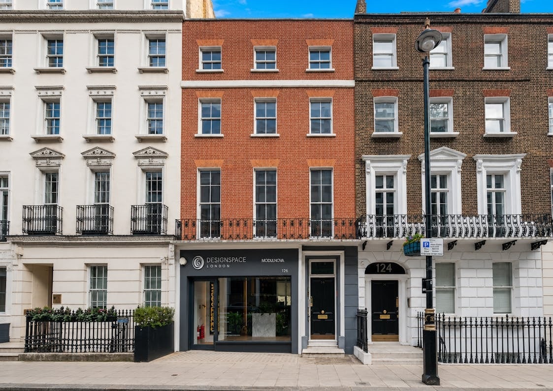 126 Wigmore St, London to rent Building Photo- Image 1 of 3