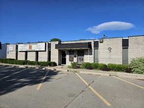 22790 Kelly Rd, Eastpointe, MI for rent Building Photo- Image 1 of 23