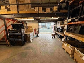 Lancaster Fields, Crewe to rent Interior Photo- Image 2 of 13