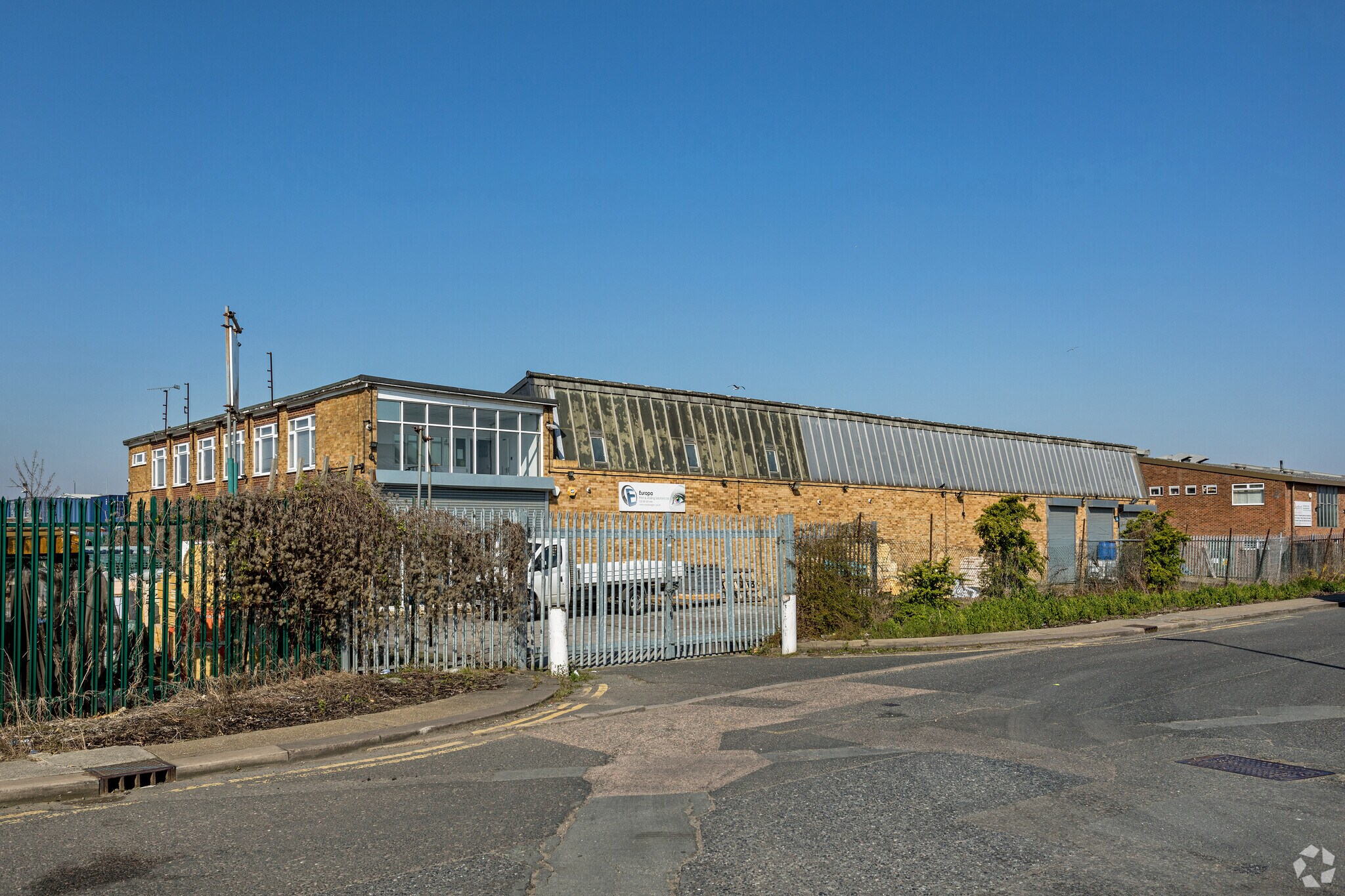 Crabtree Manorway S, Belvedere for sale Primary Photo- Image 1 of 1