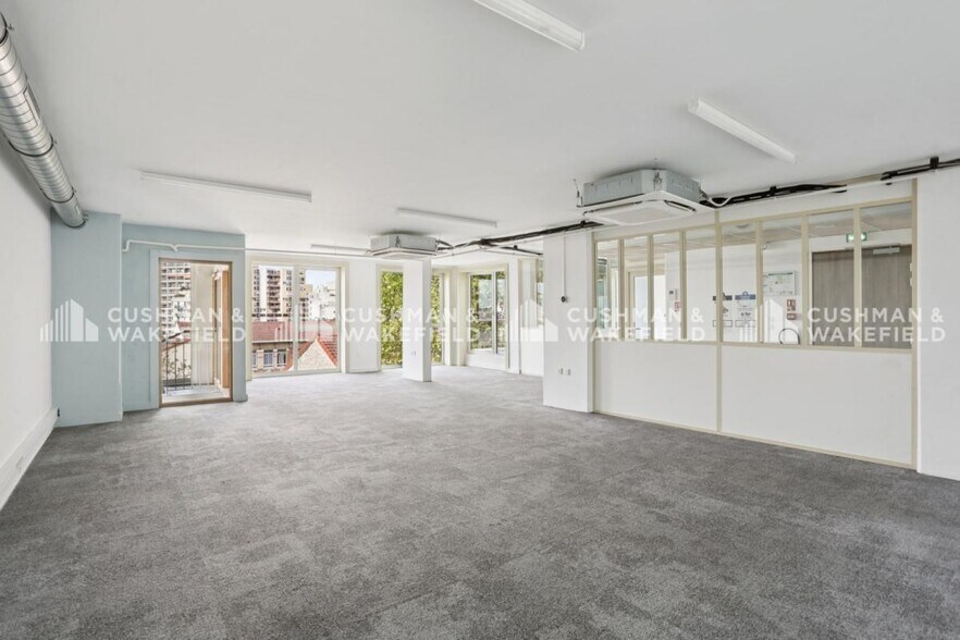 77 Rue Jean Bleuzen, Vanves for sale - Building Photo - Image 3 of 14