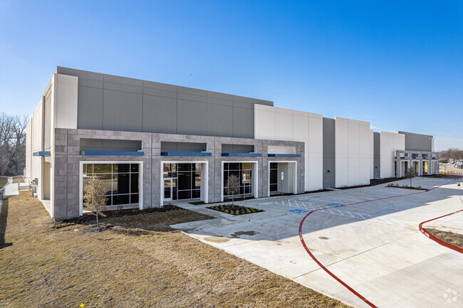 More details for 1207 Farmers Rd, Grand Prairie, TX - Industrial for Rent