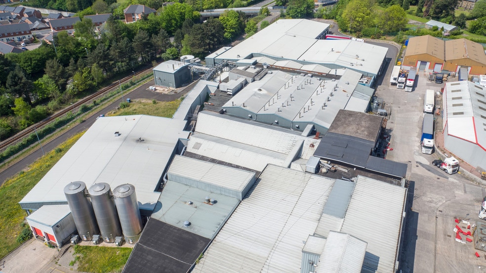 Avana Business Park, Rogerstone to rent - Building Photo - Image 3 of 8