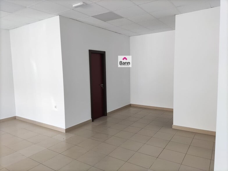 Calle la Previsión, 19, Córdoba, Córdoba to rent - Building Photo - Image 3 of 7