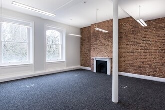 21-51 Colmore Row, Birmingham to rent Interior Photo- Image 1 of 3