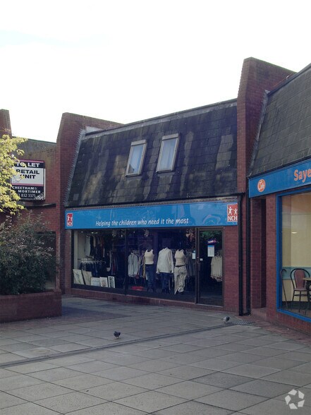 3 Frodsham Sq, Chester for sale - Primary Photo - Image 1 of 1