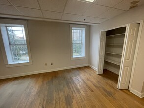 425-445 Central Ave, Saint Petersburg, FL for rent Interior Photo- Image 1 of 4