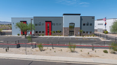 1035 E Riverview Dr, Phoenix, AZ for rent Building Photo- Image 1 of 14