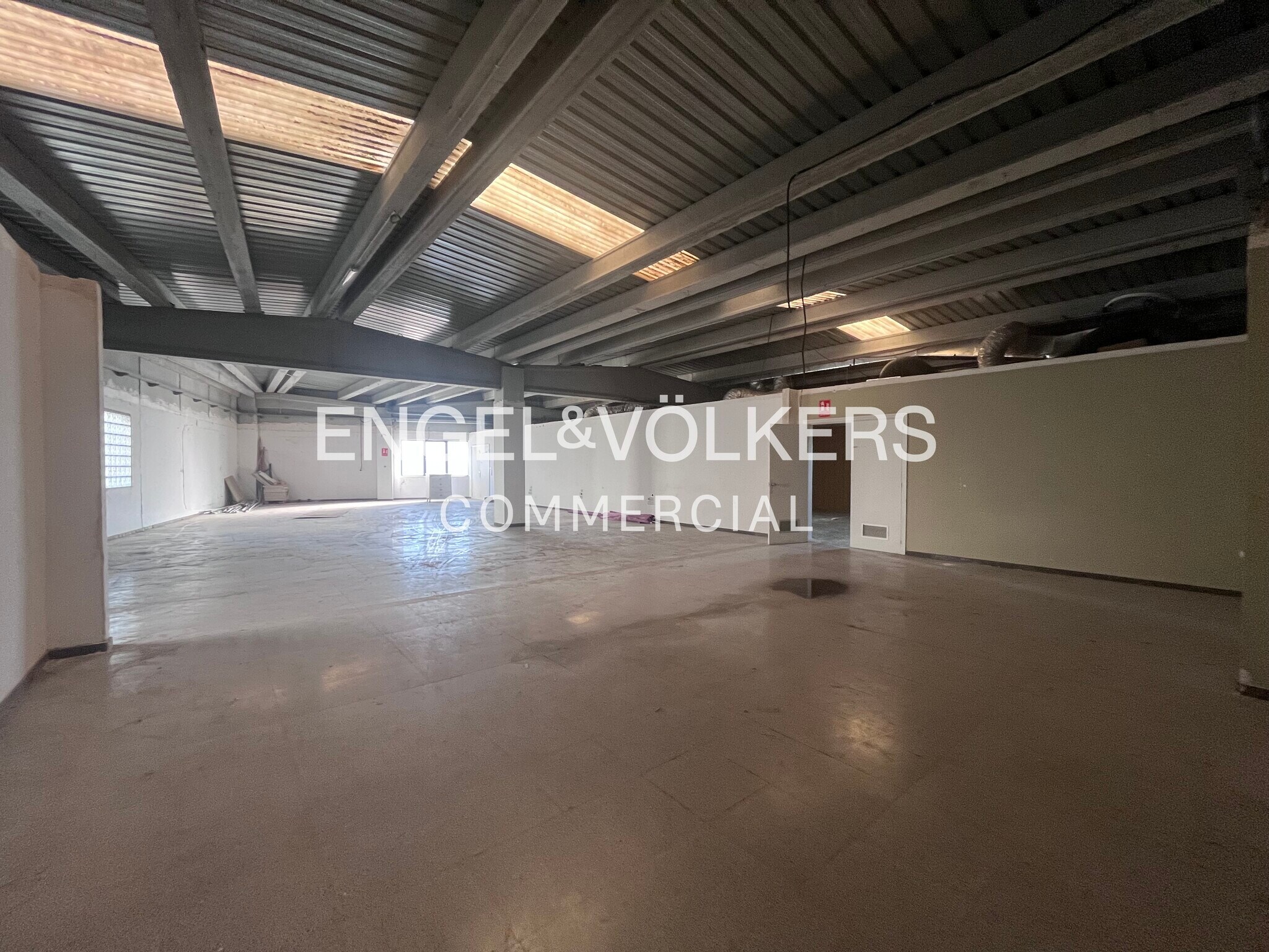 Industrial in Vilassar de Mar, Barcelona to rent Interior Photo- Image 1 of 28