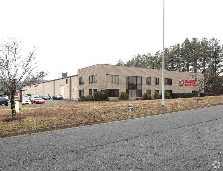 839 Pickens Industrial Dr, Marietta, GA for rent - Primary Photo - Image 1 of 2