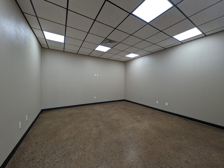 9500 W County Road 150, Midland, TX for rent - Building Photo - Image 2 of 6