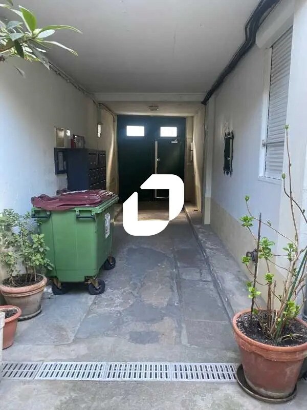 Light Industrial in Le Pré-Saint-Gervais to rent Building Photo- Image 1 of 10