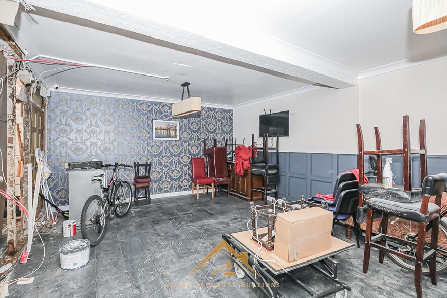 14 Harbour Pl, Burntisland for sale - Interior Photo - Image 3 of 35