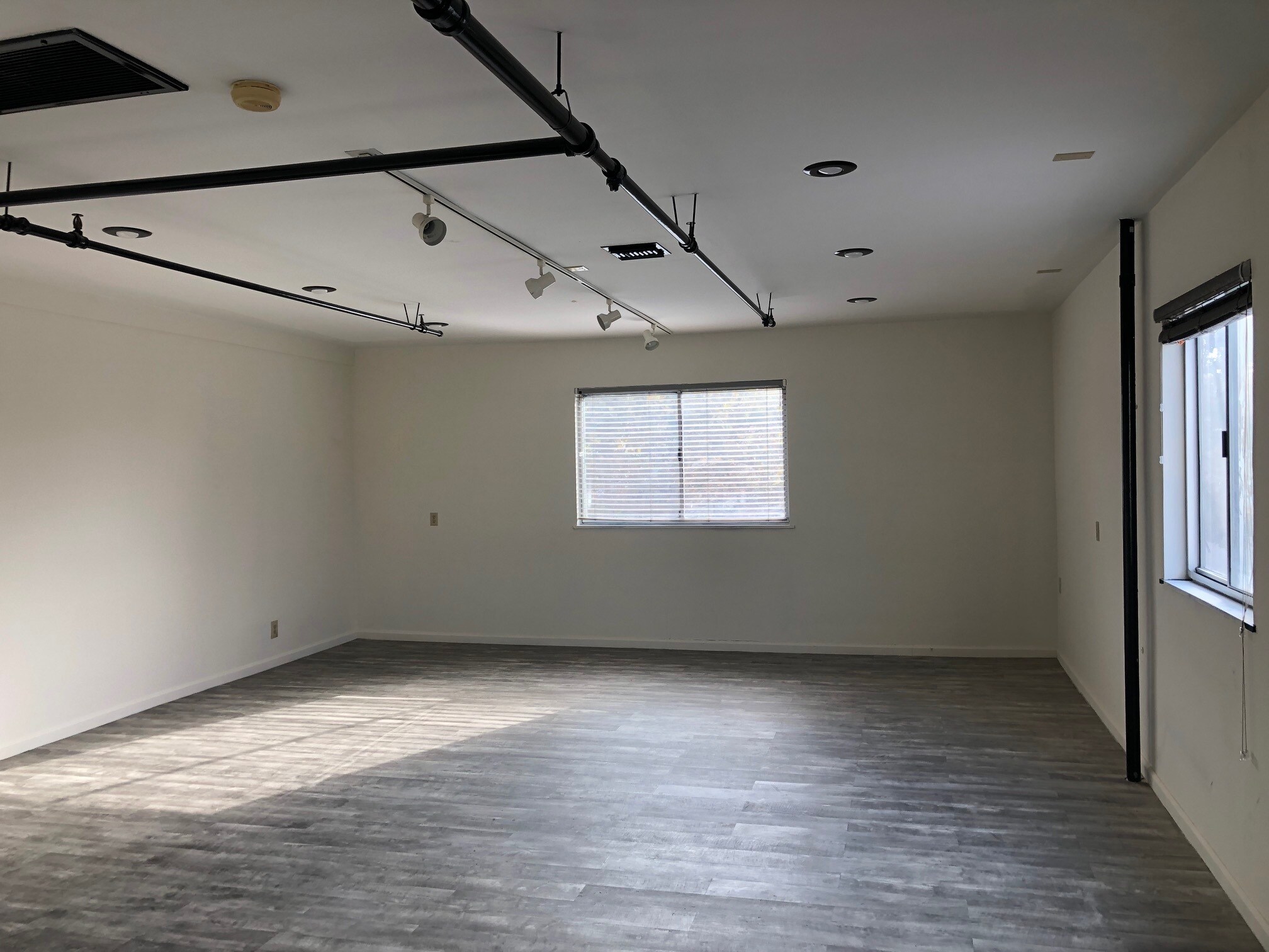 7249 Union Ave, Whittier 90602 Office for Rent