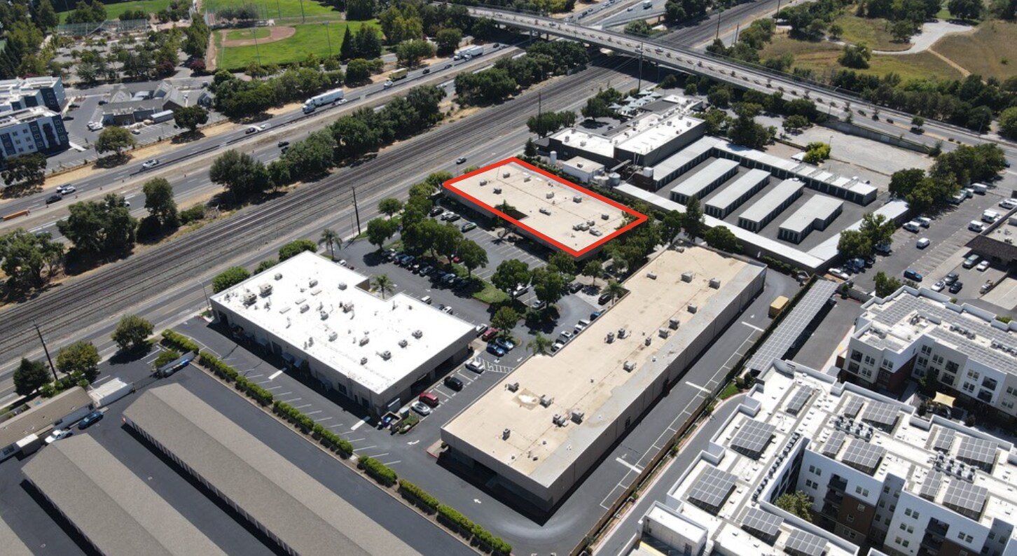 2121 2nd St, Davis, CA to rent Building Photo- Image 1 of 11