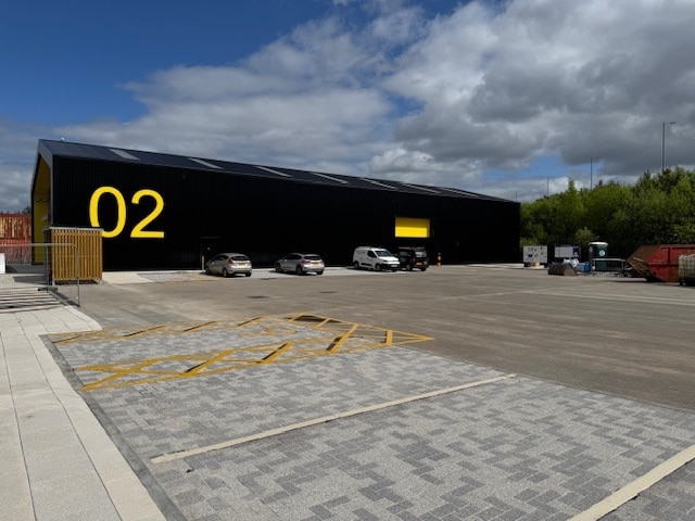 Southcroft Rd, Rutherglen to rent - Primary Photo - Image 1 of 4