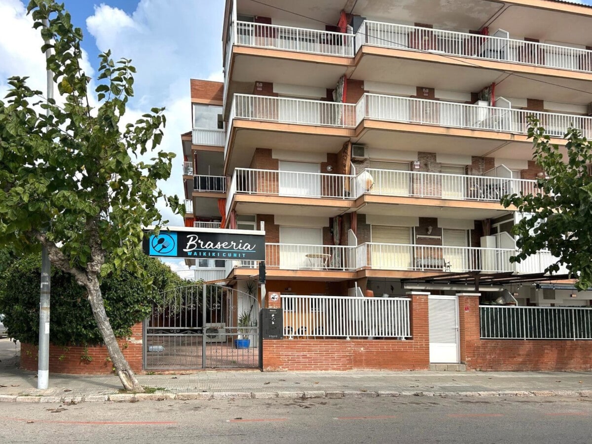 Cunit, TAR 43881 - Unit 3 -  - Interior Photo - Image 1 of 5