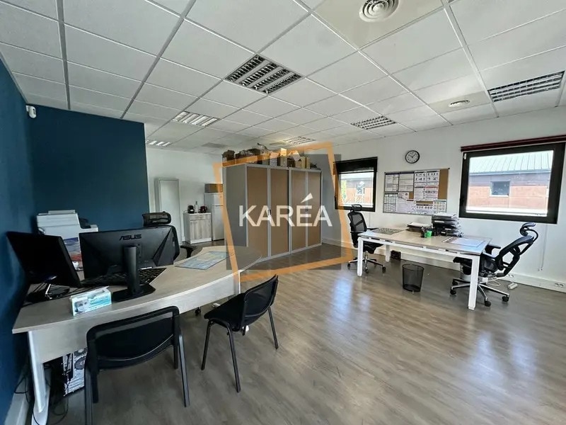 Office in Serris to rent Interior Photo- Image 1 of 6