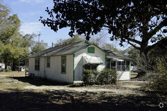 6716 Pine Forest Rd, Pensacola, FL for sale Primary Photo- Image 1 of 1