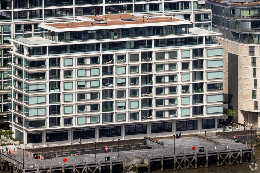 Lower Thames St, London to rent - Building Photo - Image 3 of 3
