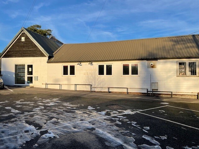 Burwash Rd, Heathfield for sale - Building Photo - Image 1 of 1
