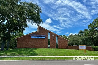 2677 S Tamiami Trl, Sarasota, FL for rent Building Photo- Image 1 of 46