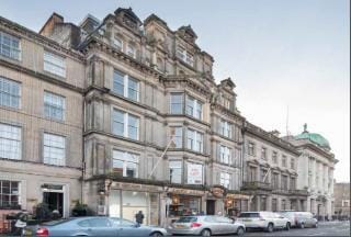 18 George St, Edinburgh to rent Building Photo- Image 1 of 13