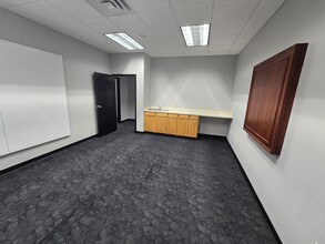 1000 W Saint Joseph Hwy, Lansing, MI for rent Interior Photo- Image 1 of 6