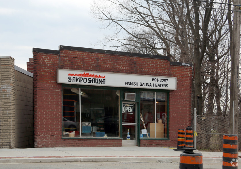 1411 Kingston Rd, Toronto, ON for sale - Building Photo - Image 2 of 3