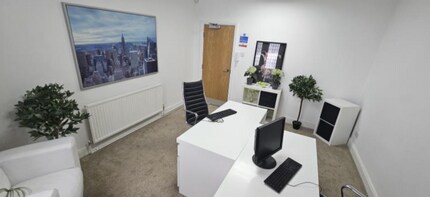 361 Ormskirk Rd, Wigan to rent Interior Photo- Image 2 of 5