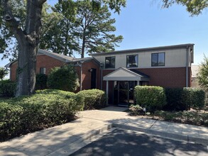 1309 Amble Dr, Charlotte, NC for rent Building Photo- Image 1 of 12