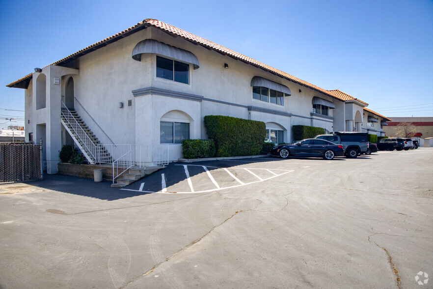 4891-4895 Pacific Hwy, San Diego, CA for rent - Building Photo - Image 3 of 14