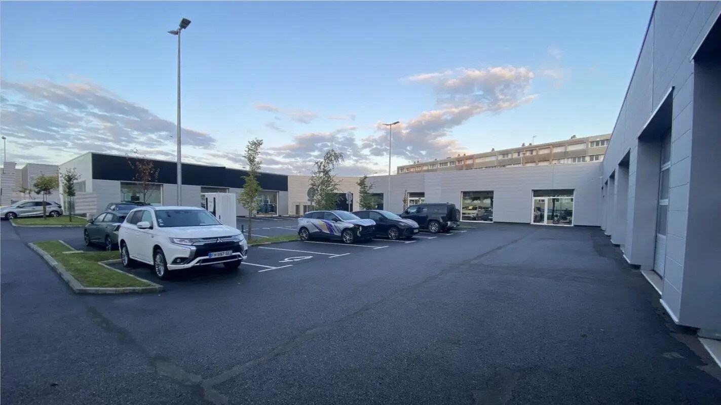 Light Industrial in Le Havre for sale Building Photo- Image 1 of 5
